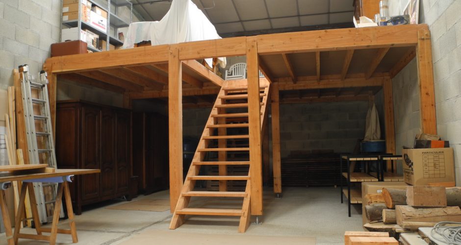 Une mezzanine pour du stockage Eventail menuiserie