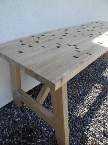 Table extérieur en bois meuble